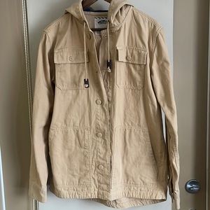 VANS CREAM/BEIGE BUTTON UP SPRING JACKET. SIZE US MEDIUM.